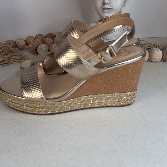 Jessica Simpson Morina Wedge Sandals Pale Gold Sz 9.5 - Picture 4 of 10